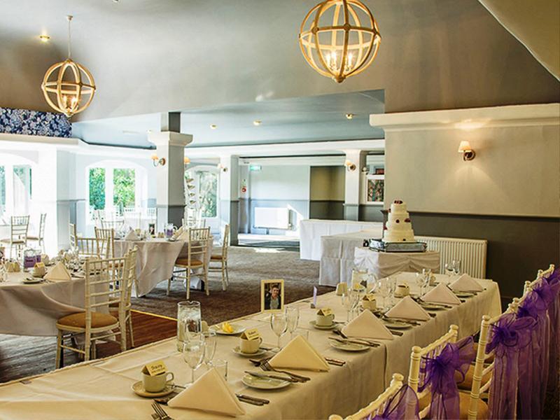 רומזי Potters Heron Hotel מראה חיצוני תמונה