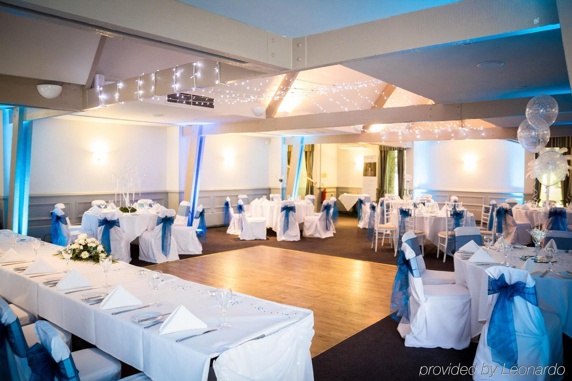 רומזי Potters Heron Hotel מראה חיצוני תמונה